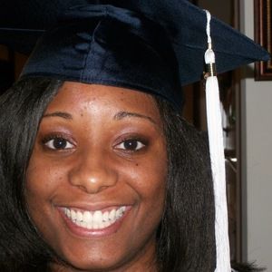 Meet your Posher, Adrianne